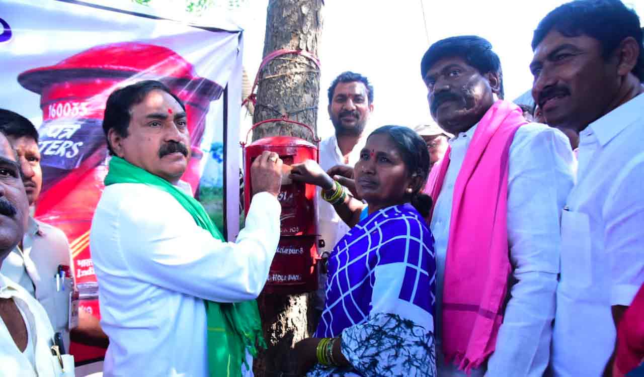 BRS launches postcard campaign against dilution of MGNREGS