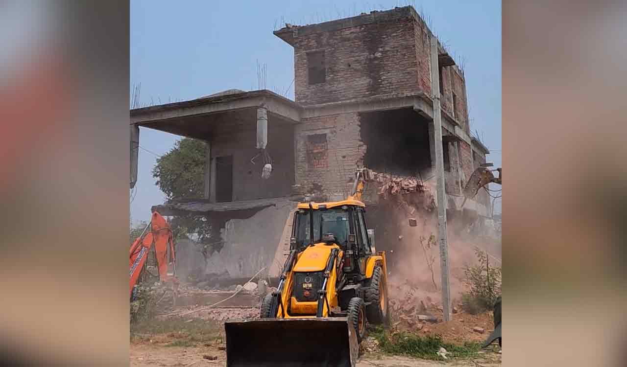 Illegal constructions: HMDA demolishes six under-construction villas near Ibrahim Cheruvu
