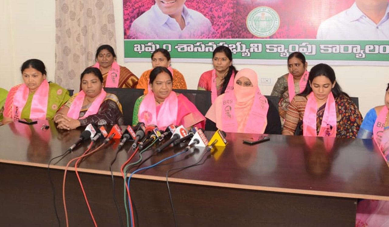 BRS leaders hit out at Renuka Chowdary for politicising Chimalpad fire accident