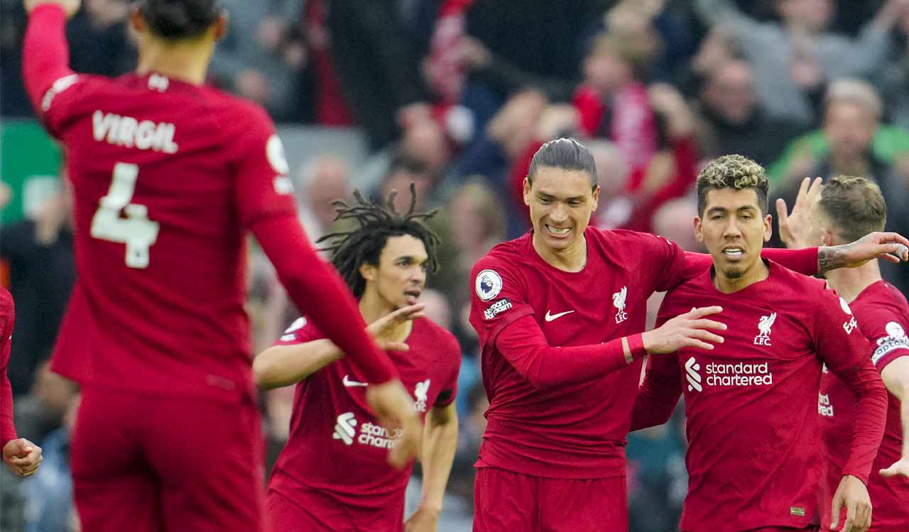 Liverpool fights back against Arsenal to keep Premier League title race alive