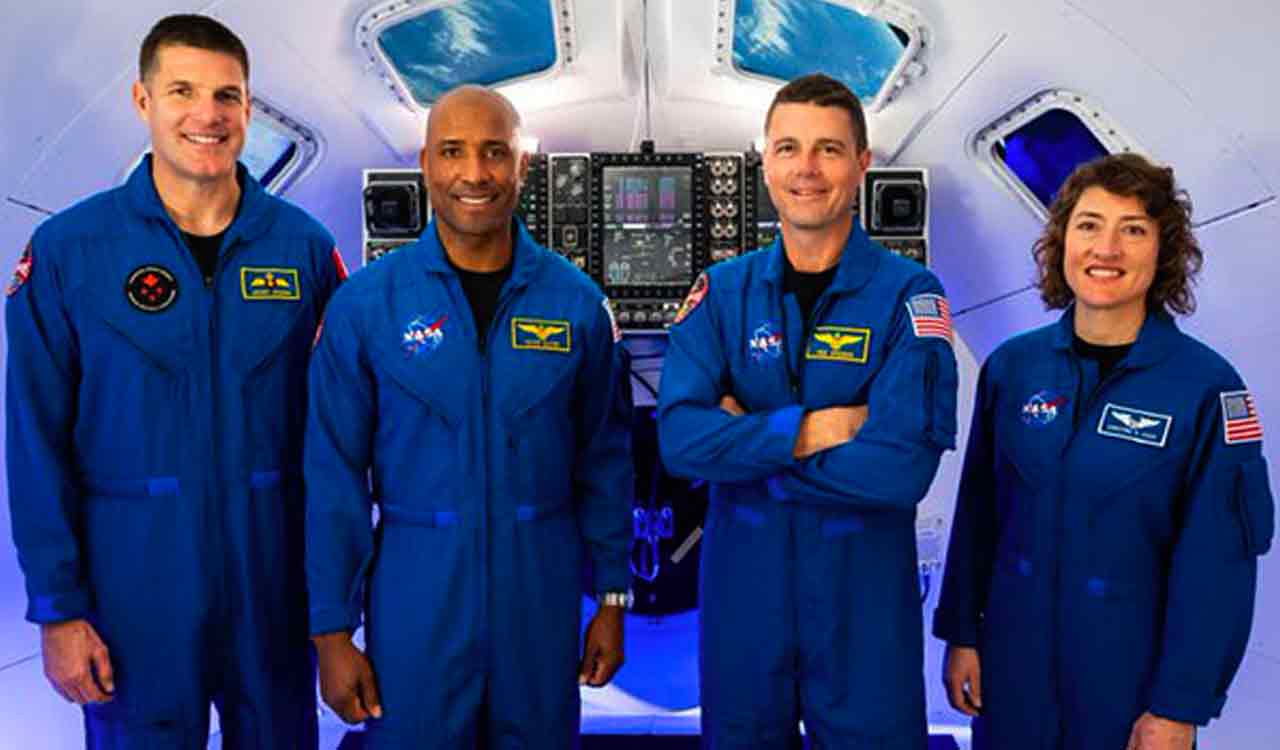NASA announces four-member crew for lunar mission Artemis II