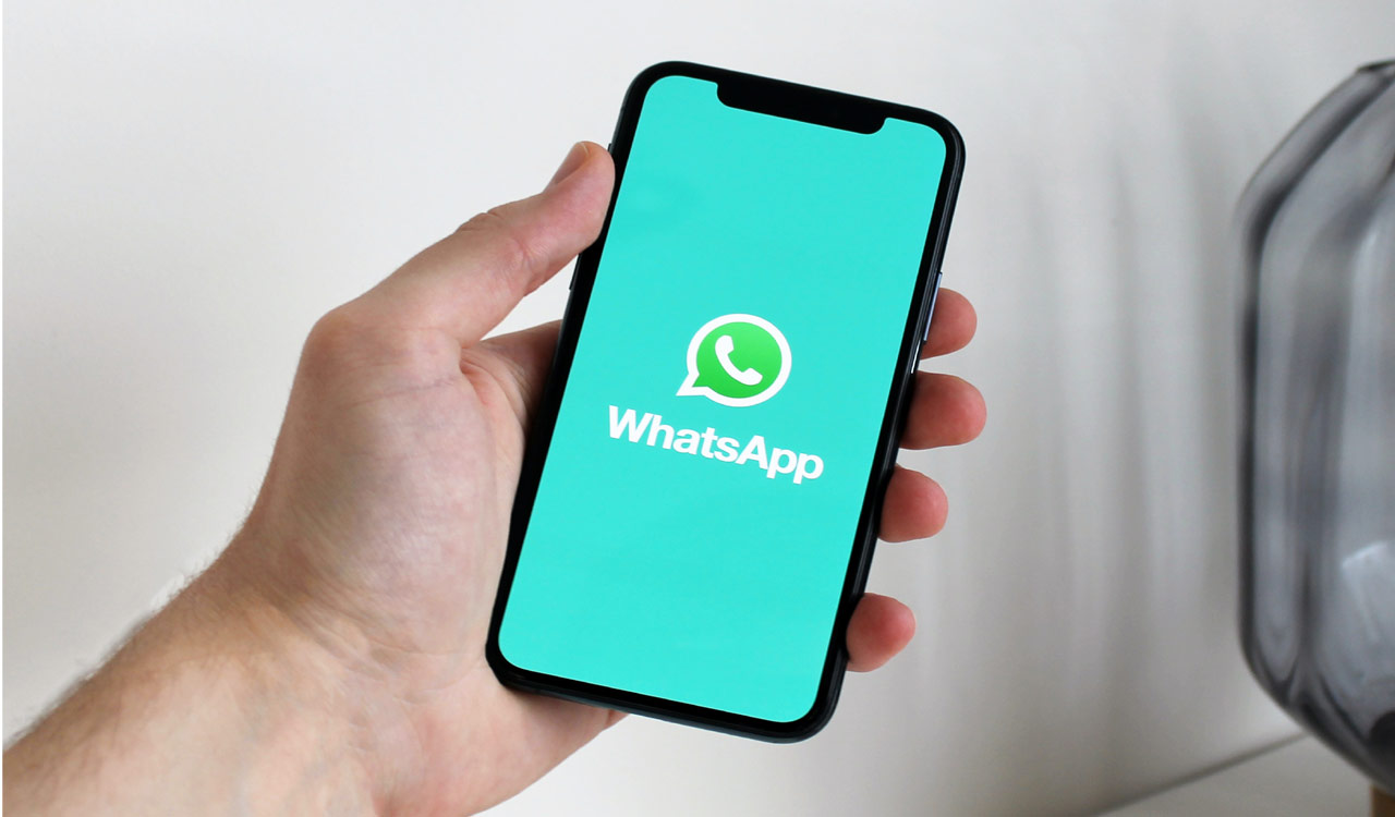 Now, use same WhatsApp account on four different devices