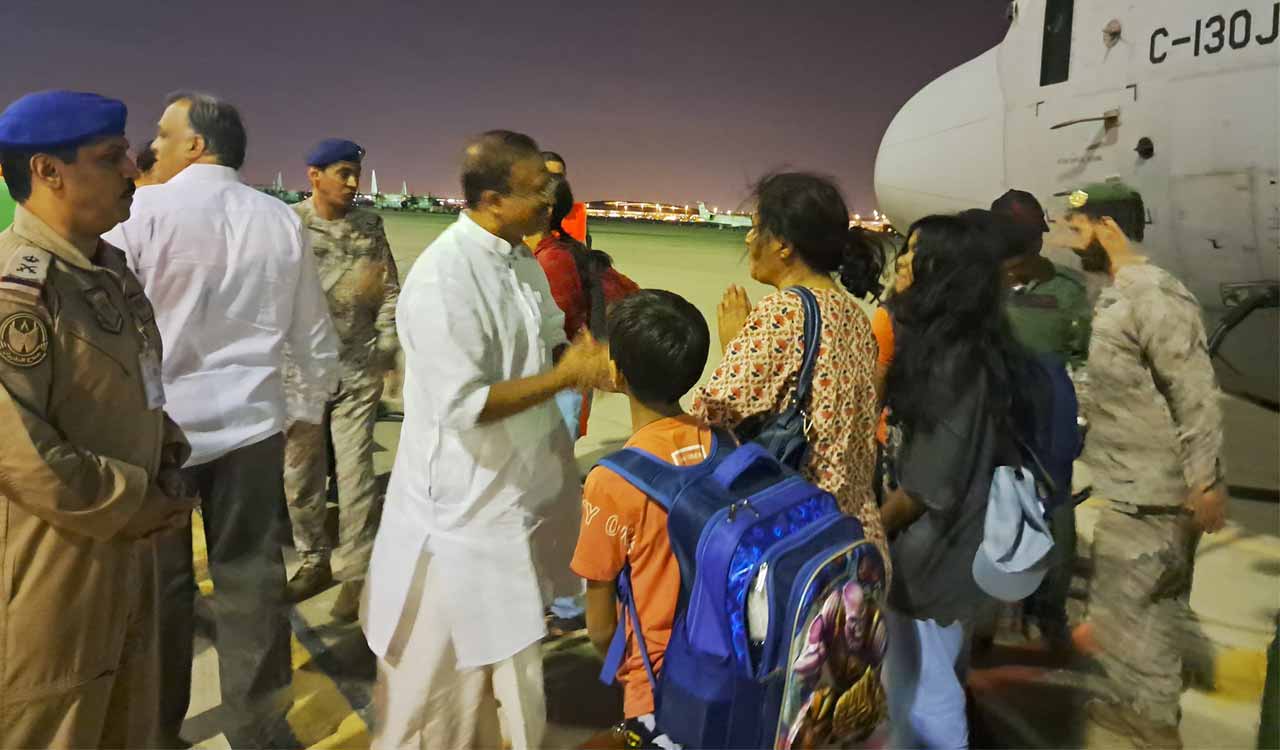 ‘Operation Kaveri’: 8th batch of Indian evacuees received in Jeddah