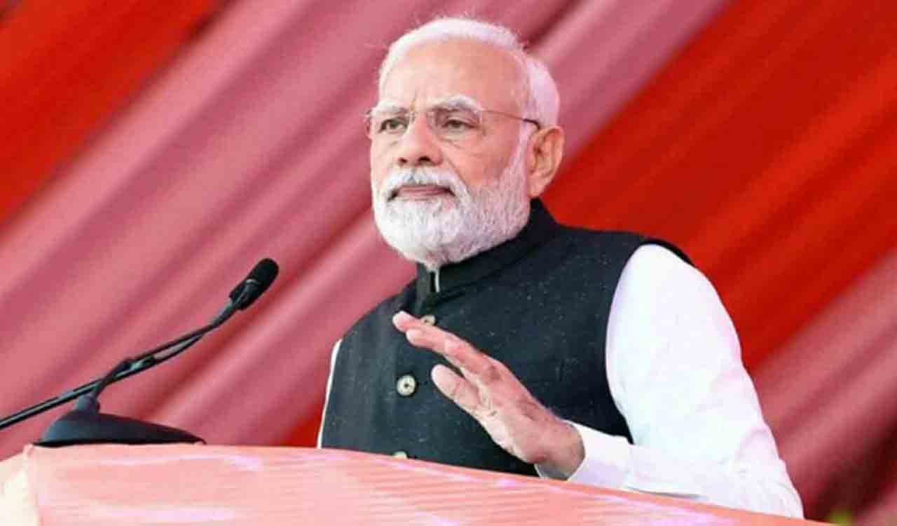 Modi talks against ‘Pariwarvad’, Karnataka BJP talks different tone