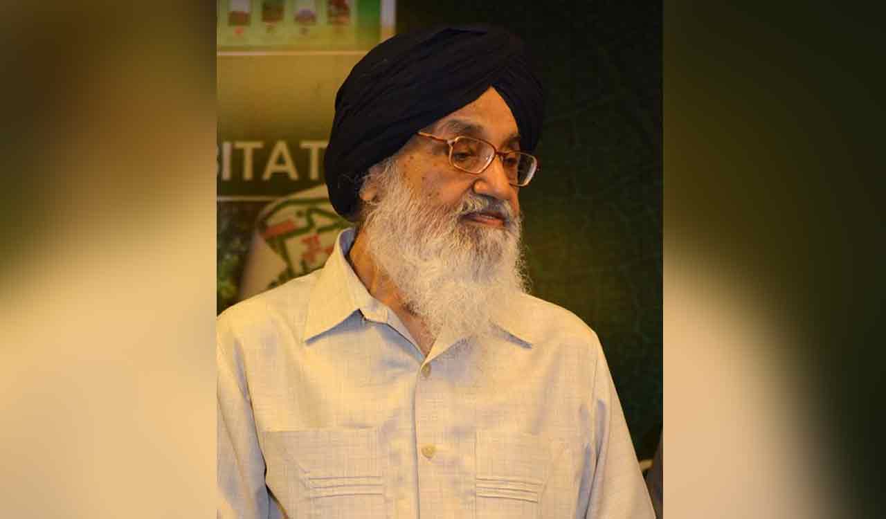 Parkash Singh Badal hospitalised with uneasiness in breathing