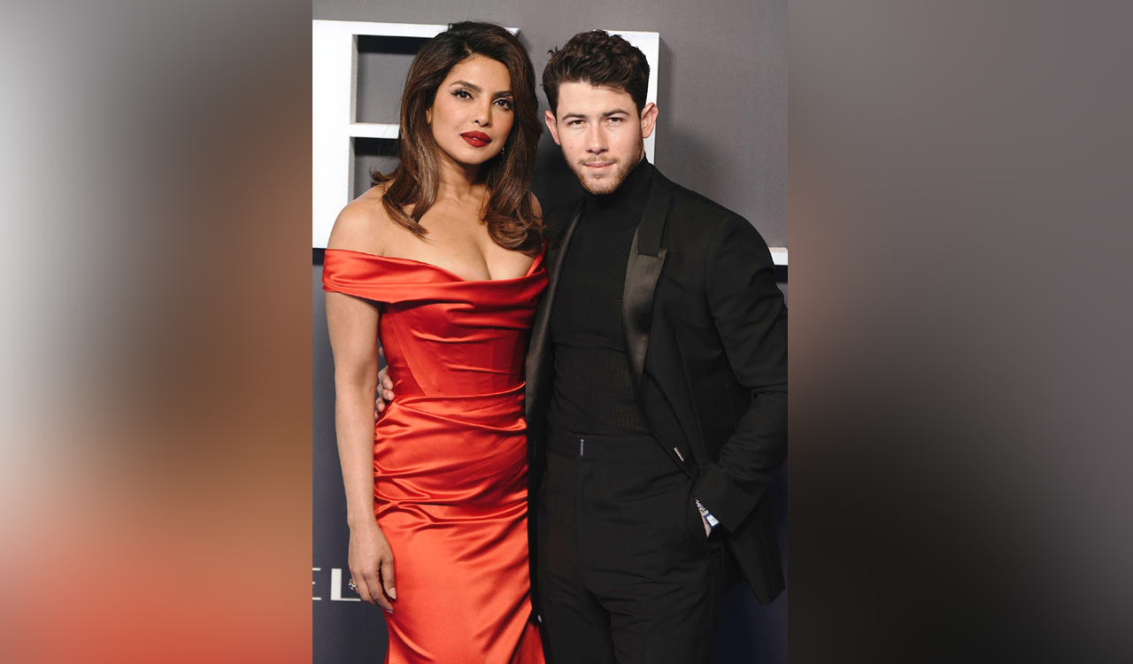 Priyanka Chopra poses with hubby at ‘Citadel’ premiere in London