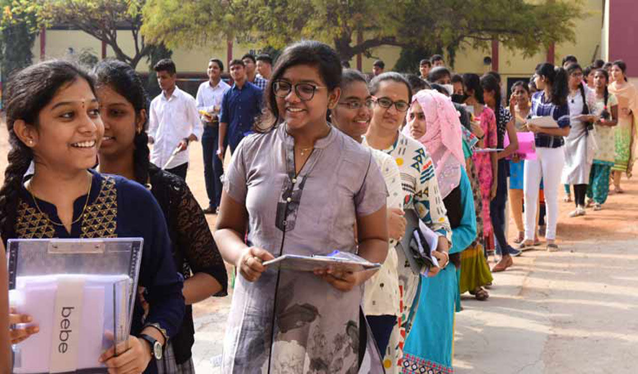 SSC Exams: Students to get 5 minutes grace time to enter centre