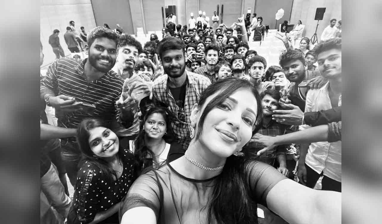 Fans show their love for Shruti Haasan in a most heartwarming way