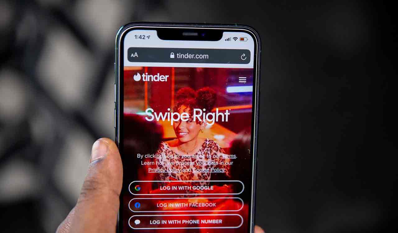Safety First: Use these 10 features to make your Tinder experience safer