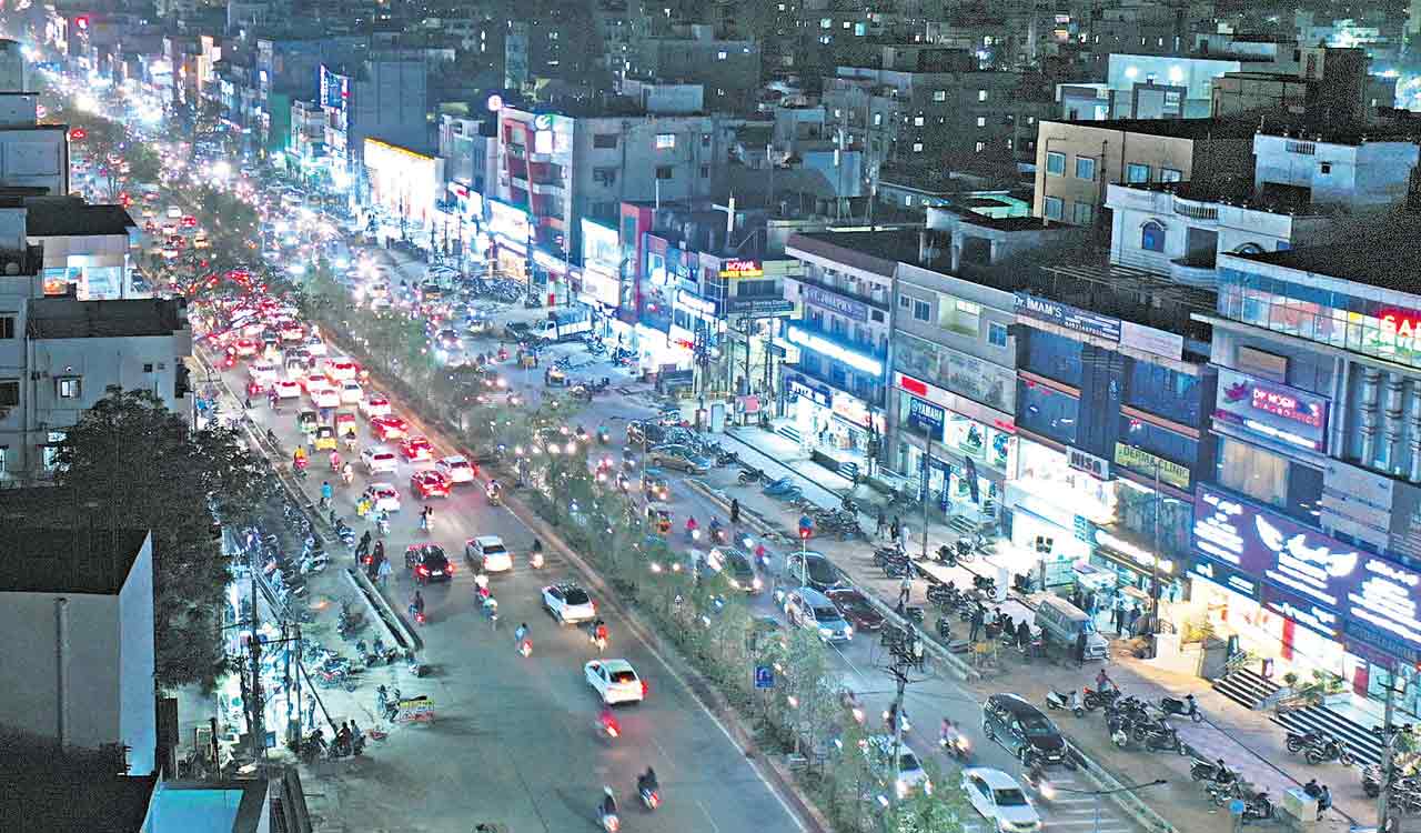 Feel the festive mood at Hyderabad’s Toli Chowk this Ramzan