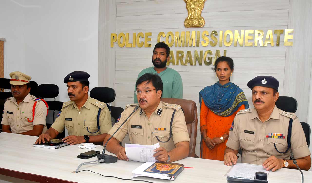 Maoist couple surrenders before Warangal police