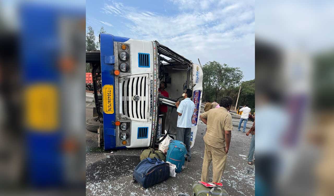40 passengers injured after coal tipper hits RTC bus in Kothagudem
