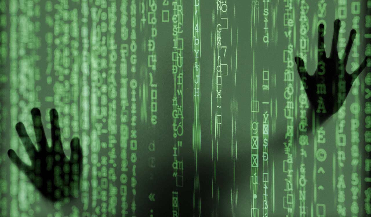 5 must-have tech tools for women to stay safe from cyber harassment