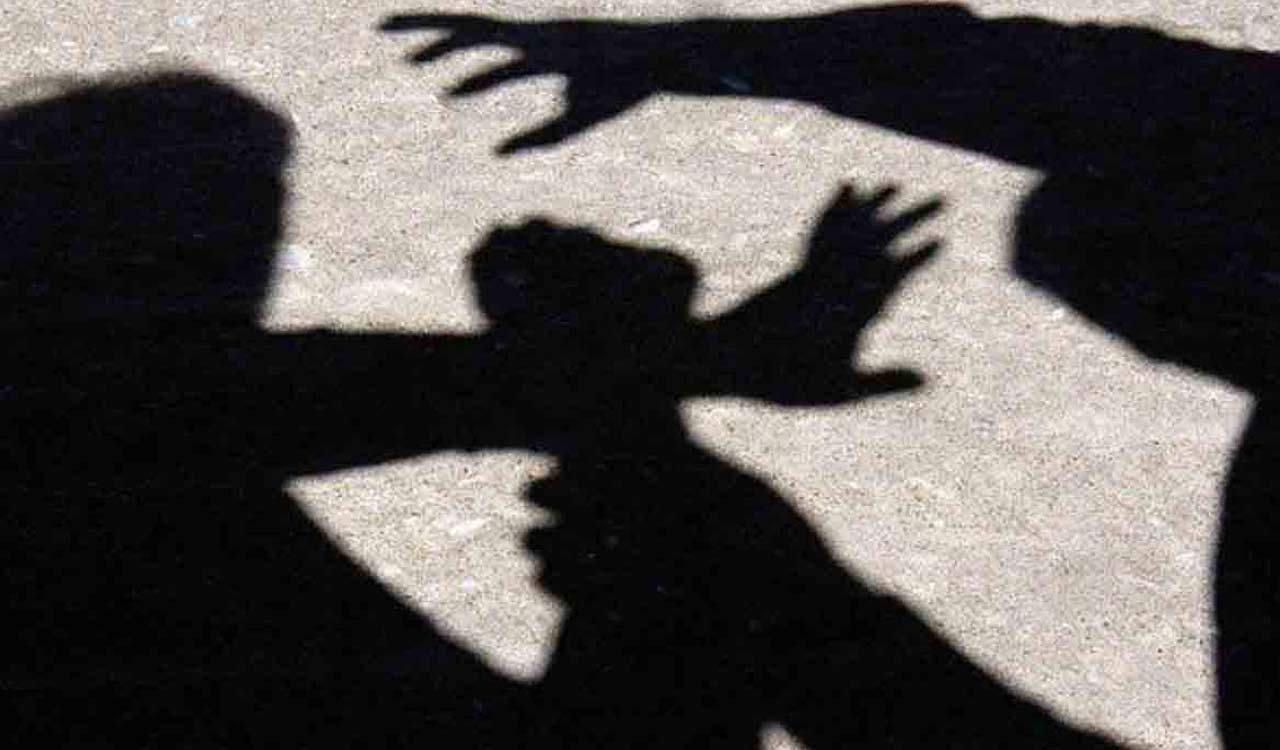 Karnataka: Muslim youth assaulted for talking to Hindu girl