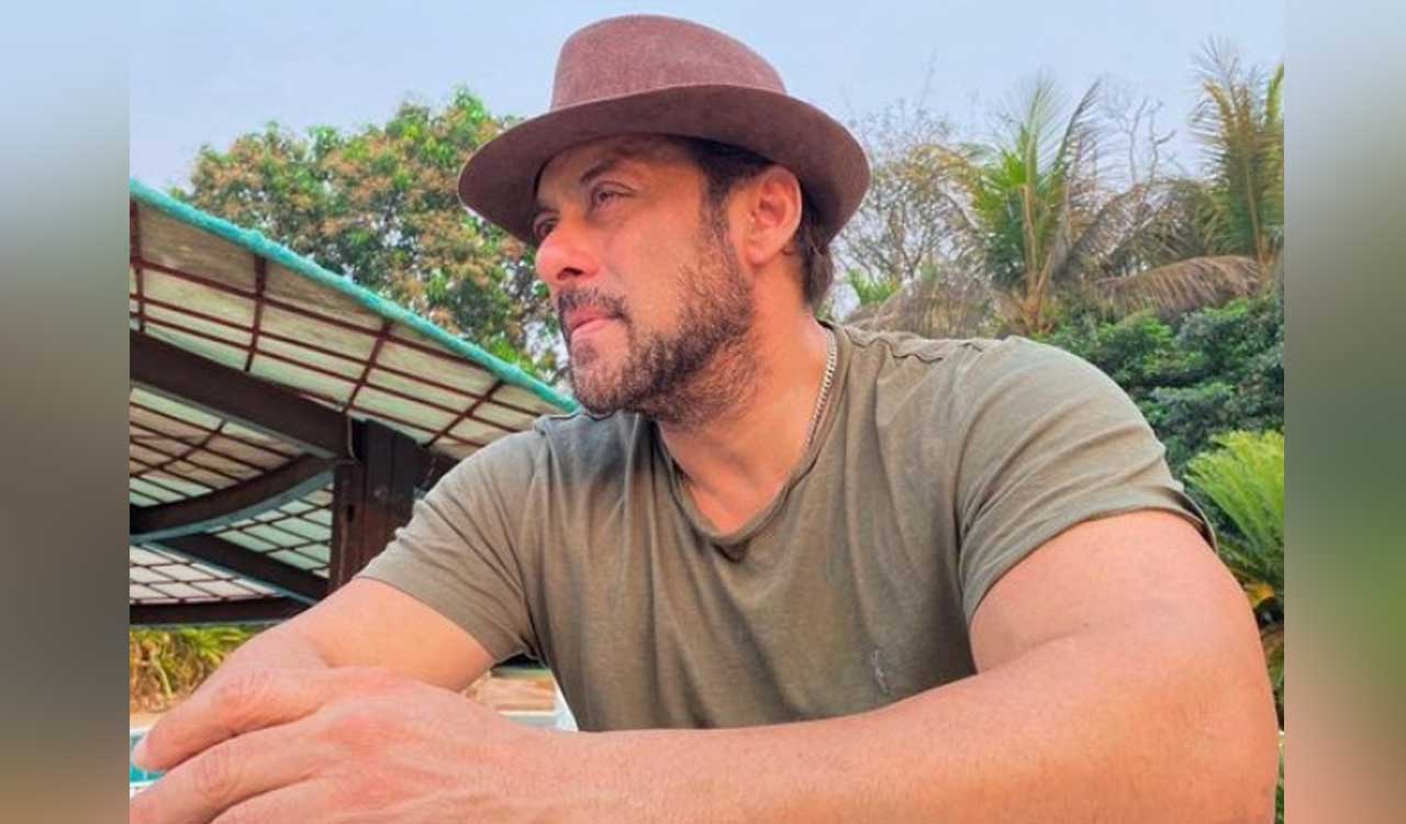 When Salman Khan had a taxi ride college without the money to pay for it