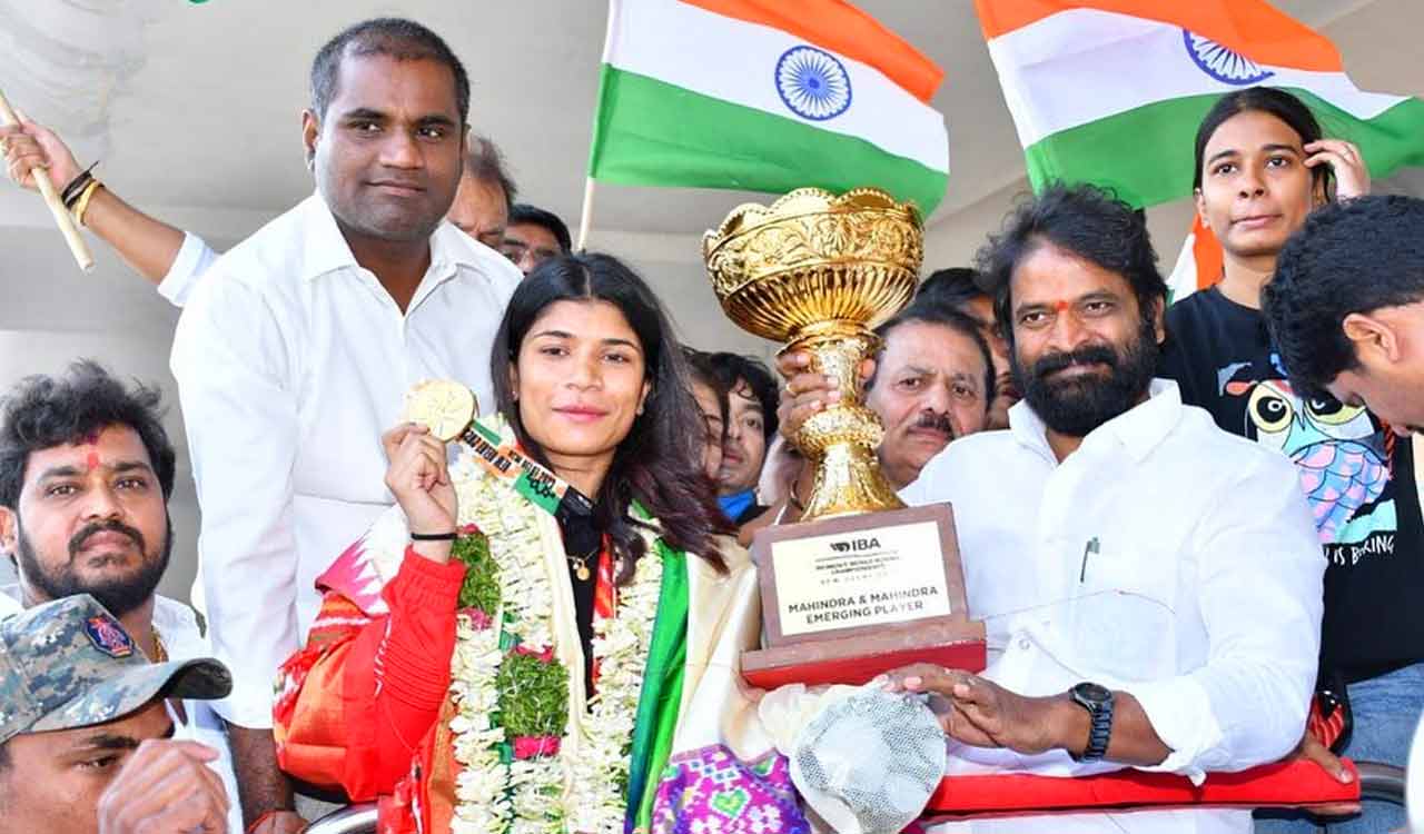 World Champion Nikhat Zareen lands in Hyderabad to hero’s welcome