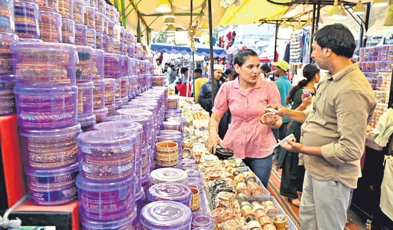 Go to this place in Hyderabad for bangle shopping