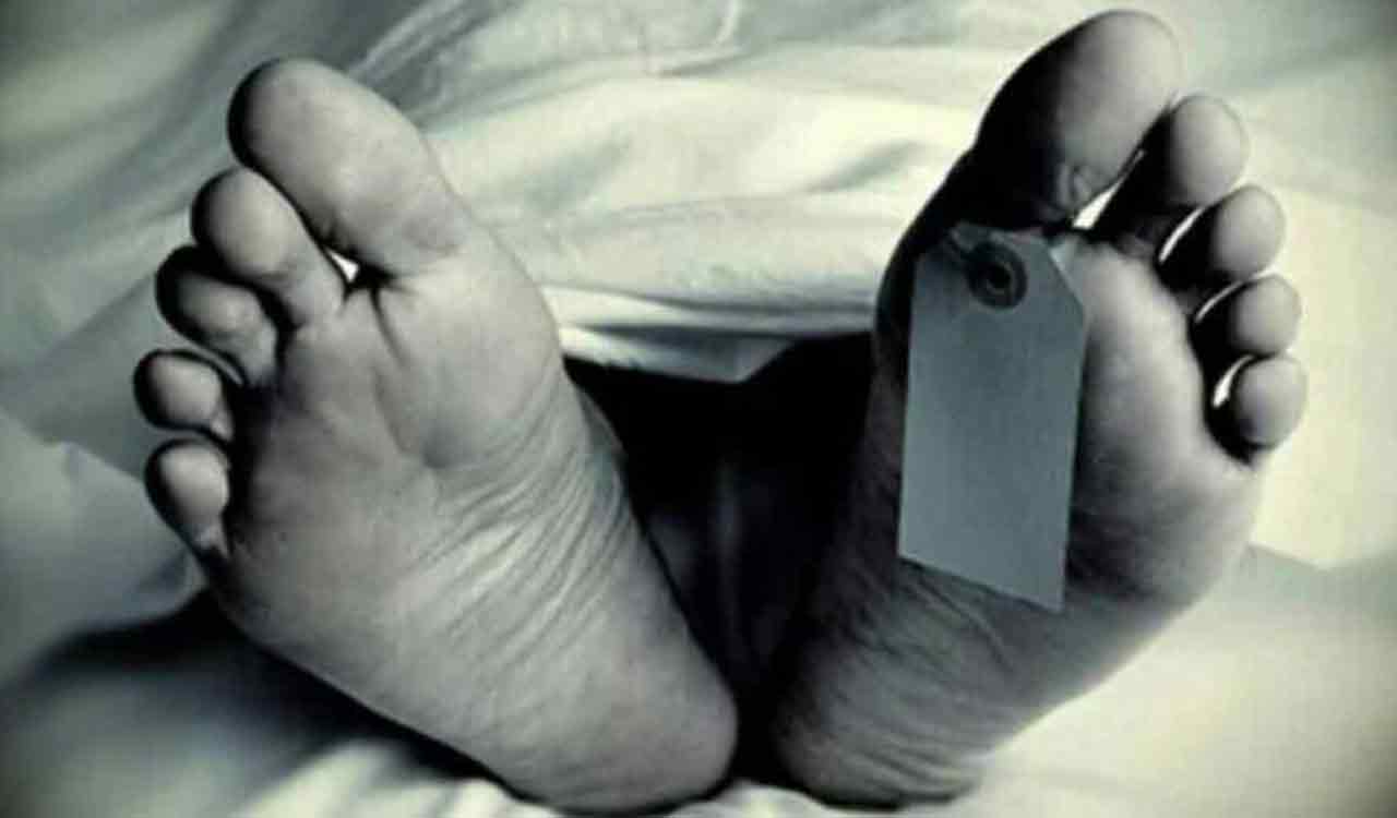 Telangana: Man kills self after murdering wife and three-year-old son in Chevella