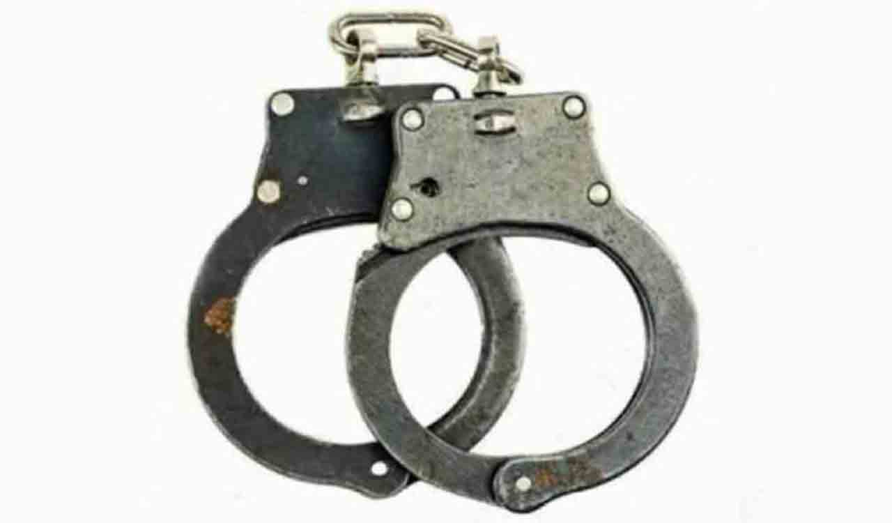 Man held with counterfeit currency in Asifabad