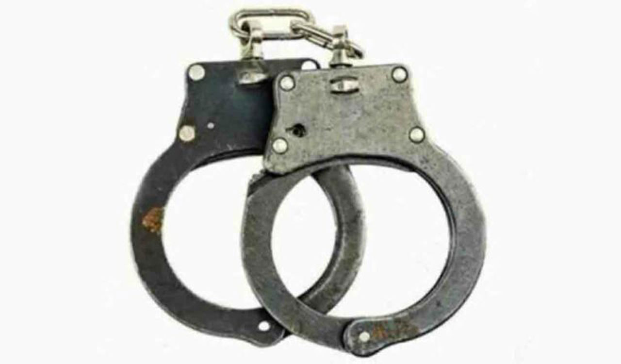 Hyderabad: Woman, male friend held for killing her husband