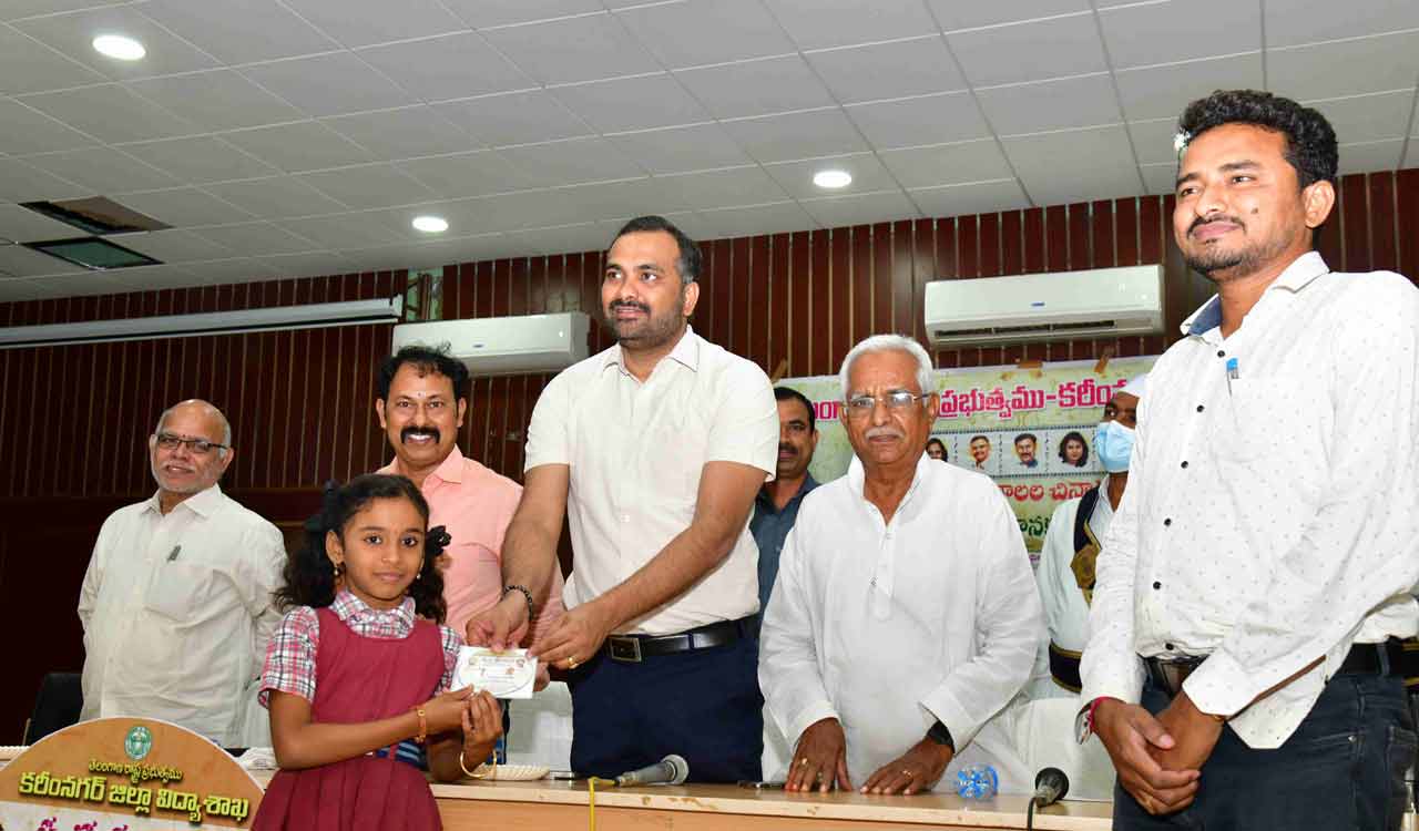 Arts will help for psychological growth of students: Karimnagar Collector