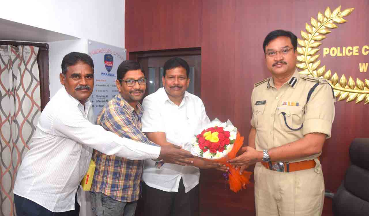 Ashoka Colony residents thank Warangal CP for arrest of land grabbers