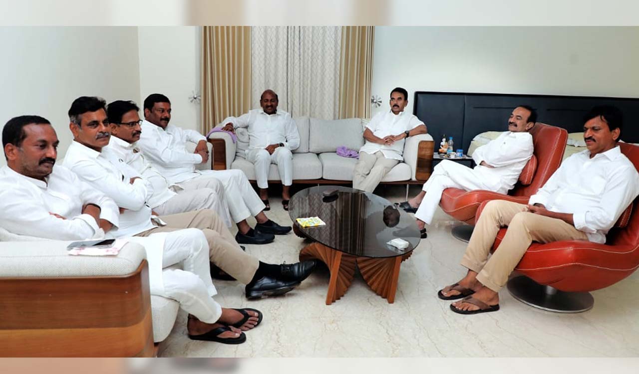 BJP leaders call on Ponguleti in Khammam