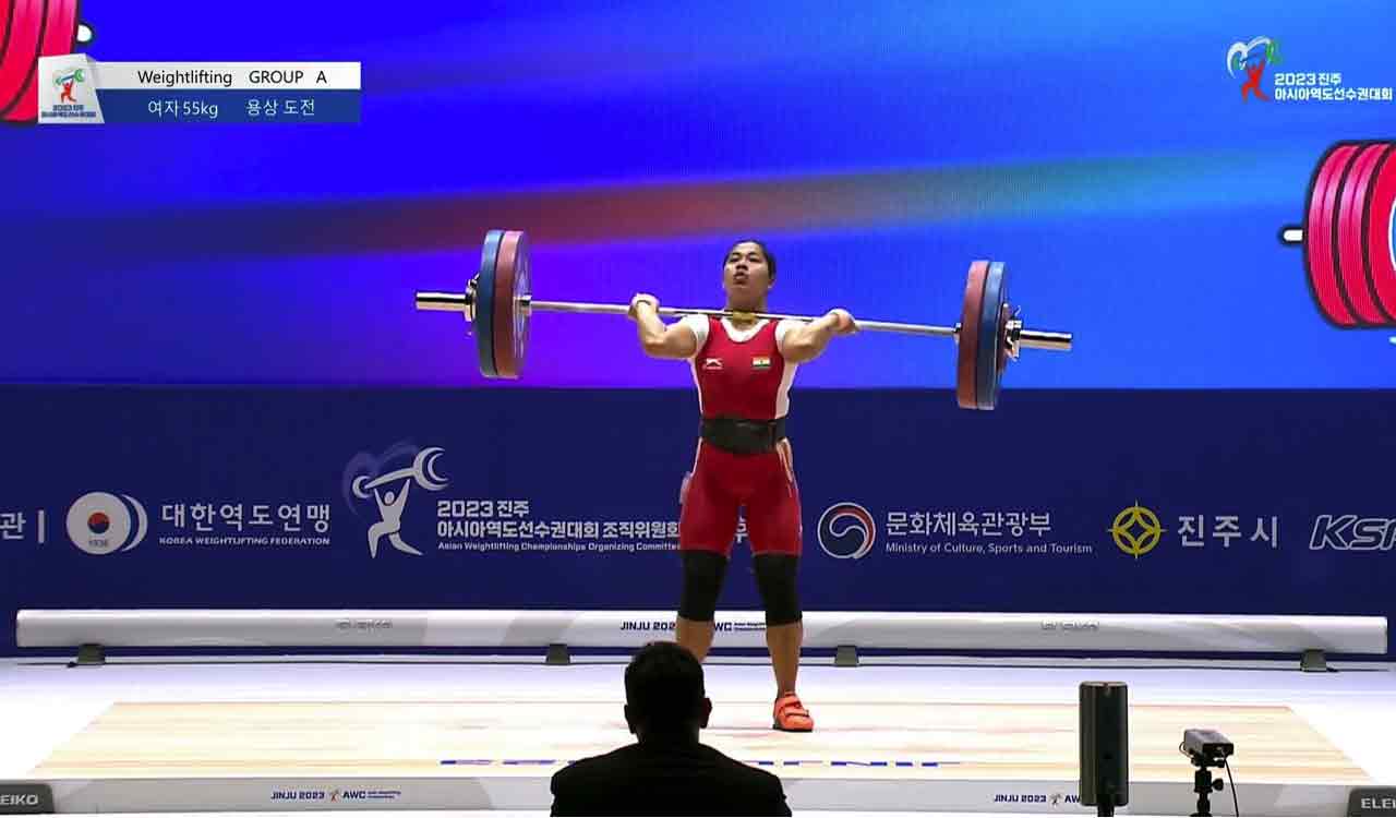Indian weightlifter Bindyarani Devi wins silver in 55kg event at Asian Championships
