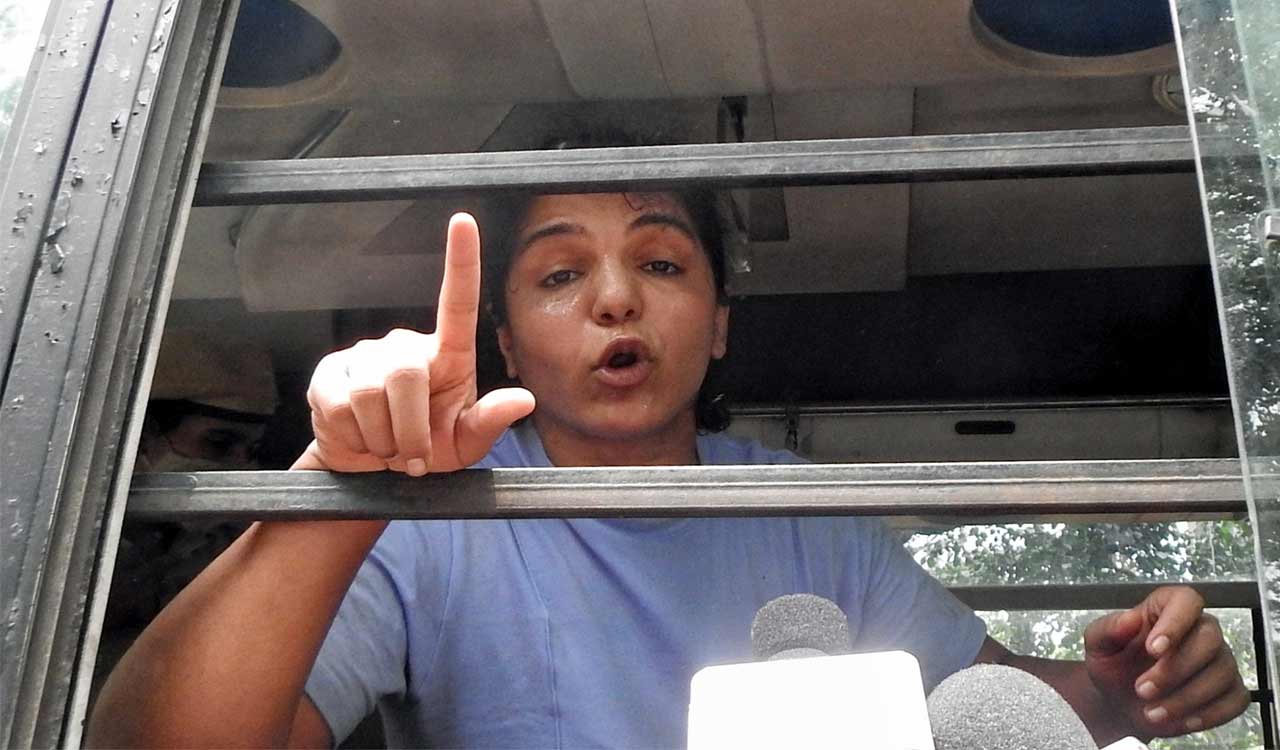 ‘Dictatorship’: Sakshi Malik expresses disappointment over FIR against wrestlers