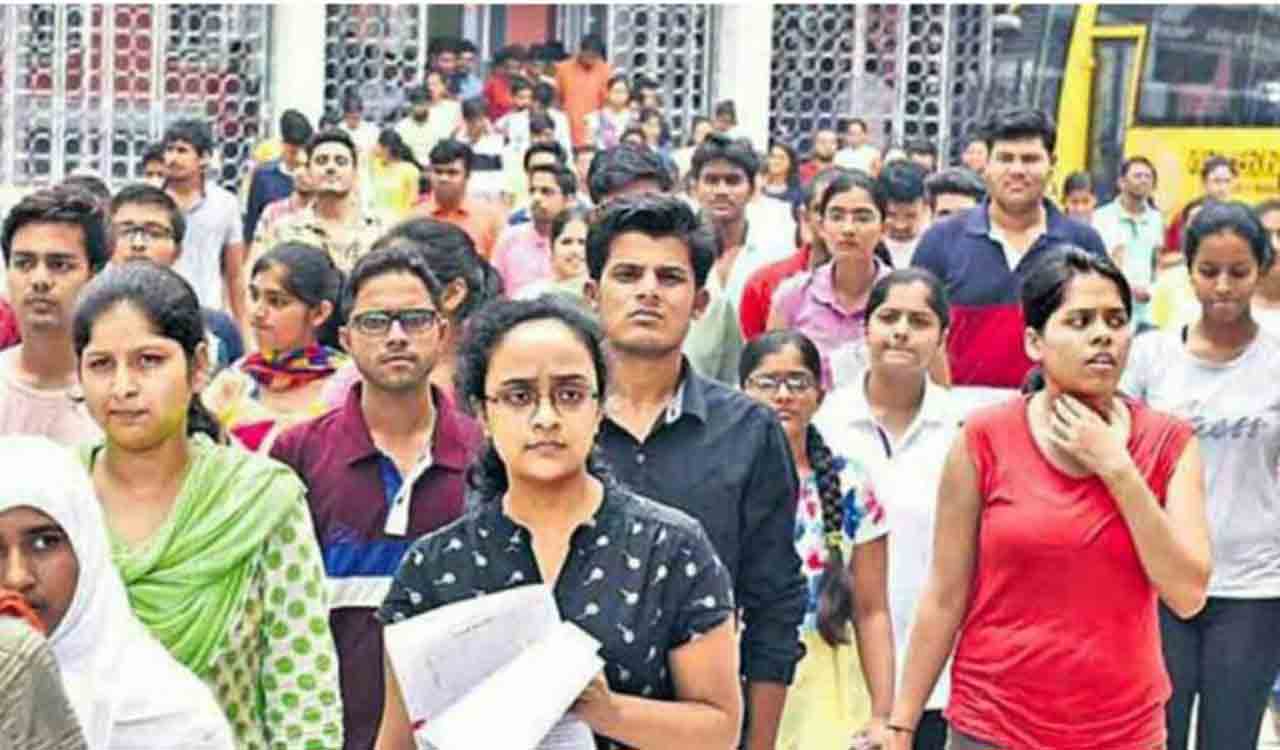 Reach exam centres in advance: TS EAMCET Convener cautions students