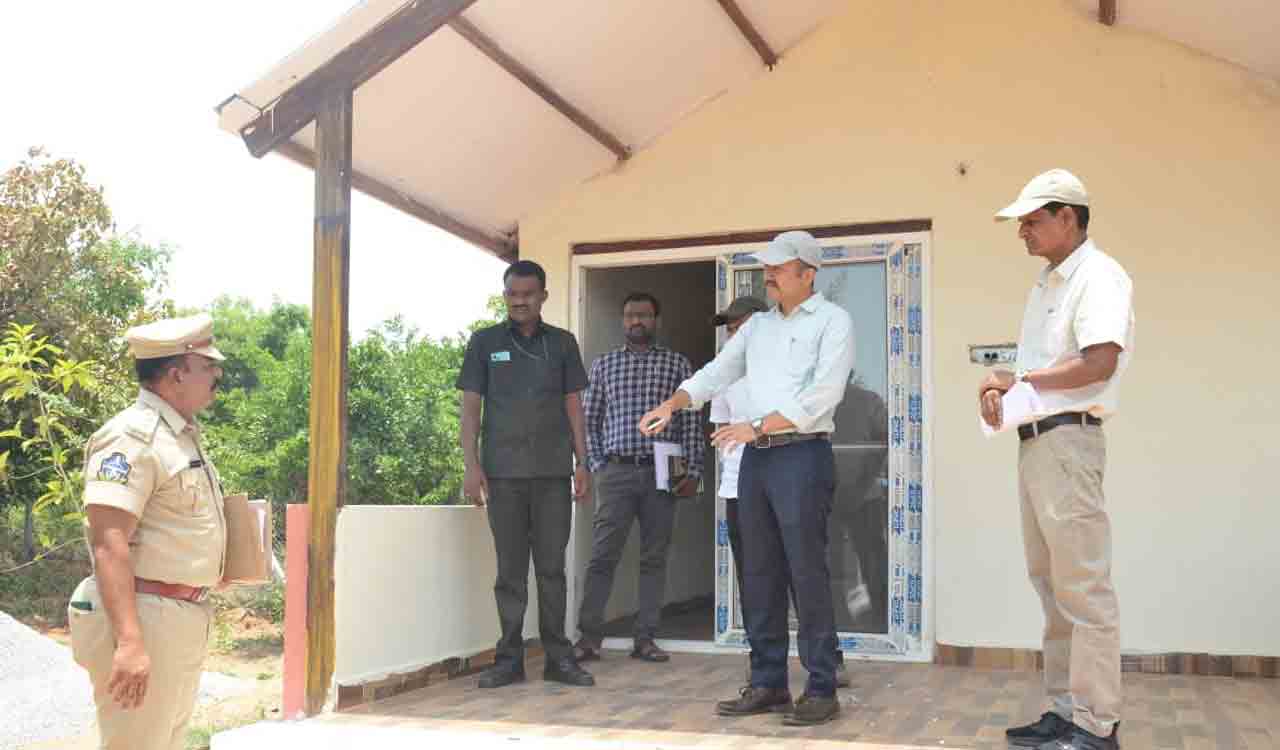 Collector inspects work on Gajwel Urban Park