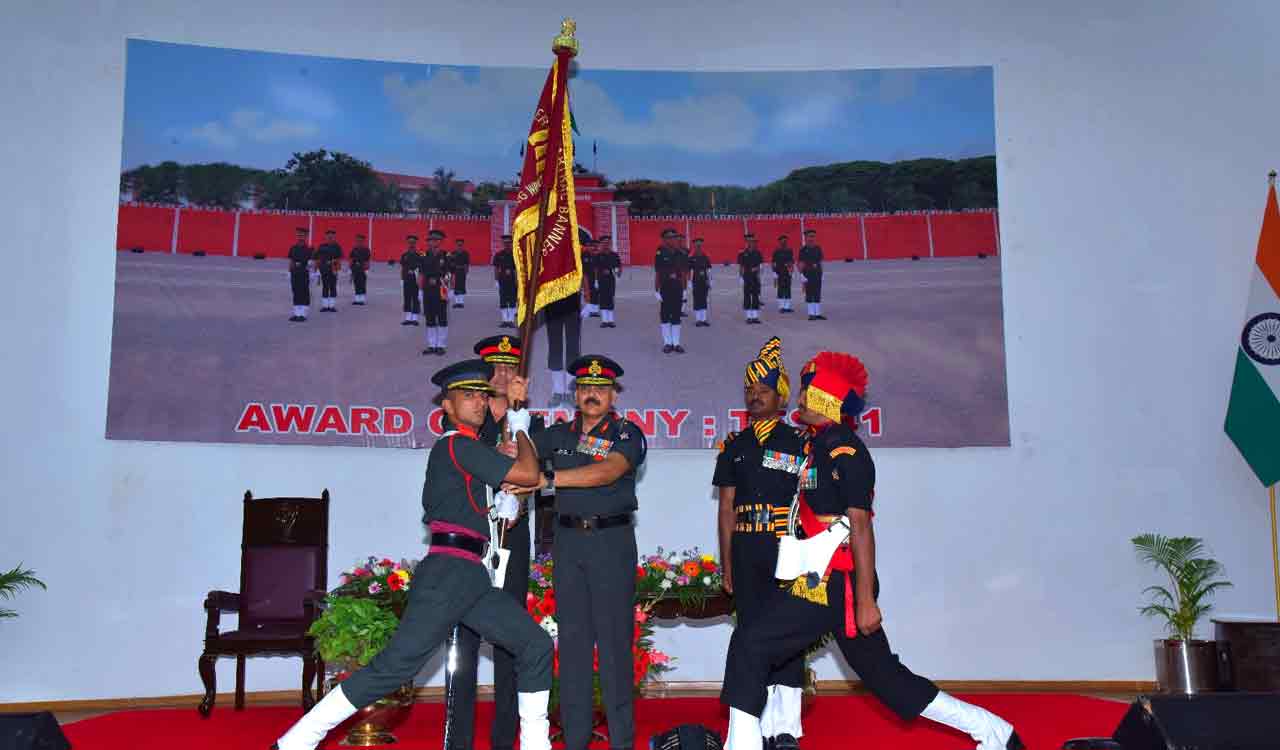 Hyderabad: 22 Gentlemen Cadets of TES-41 course passed out from CTW, MCEME