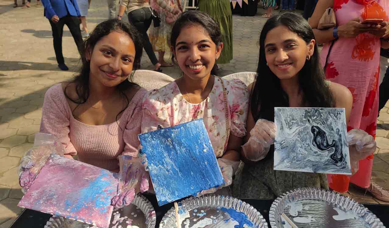 Hyderabad: Hosts opt for artistic activities to liven up events