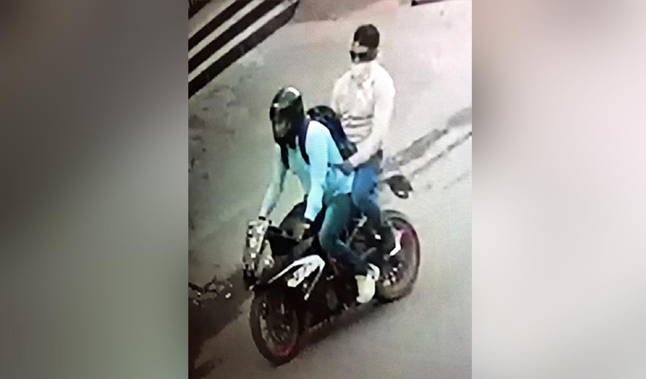 Hyderabad: Software professional becomes victim of chain snatching