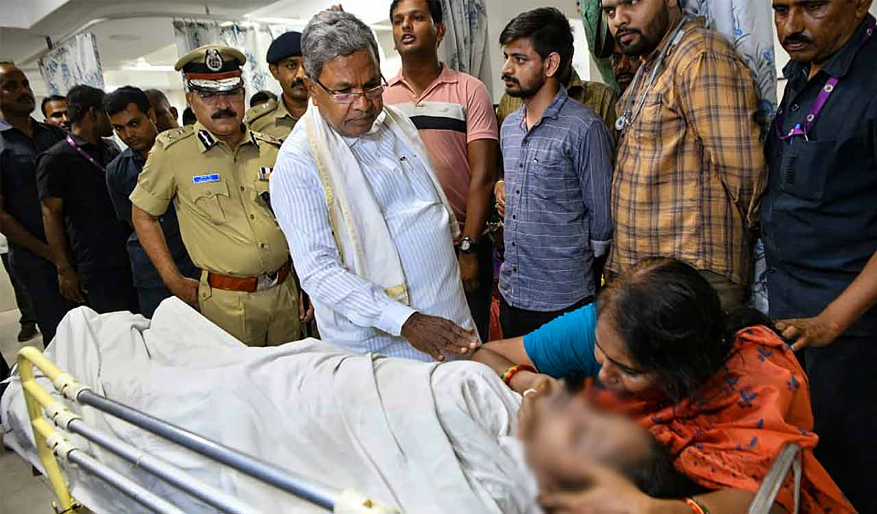 Ex-gratia of 5 lakh for Telugu girl who died in flood tragedy: Karnataka CM
