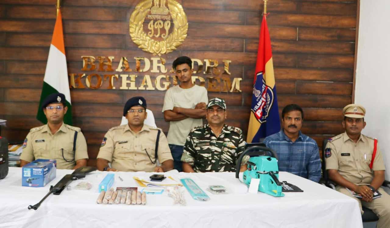Trader working as Maoist courier arrested in Kothagudem