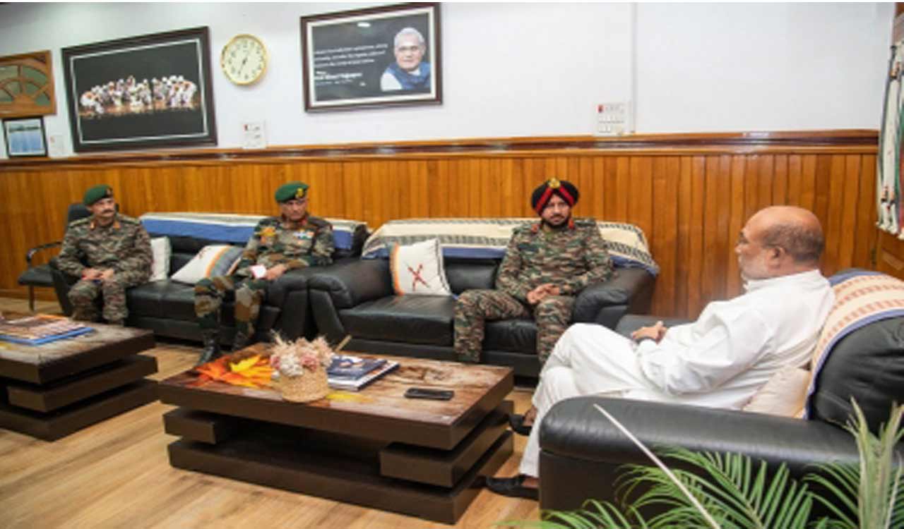 Manipur CM, other leaders rush to Delhi to discuss prevailing situation