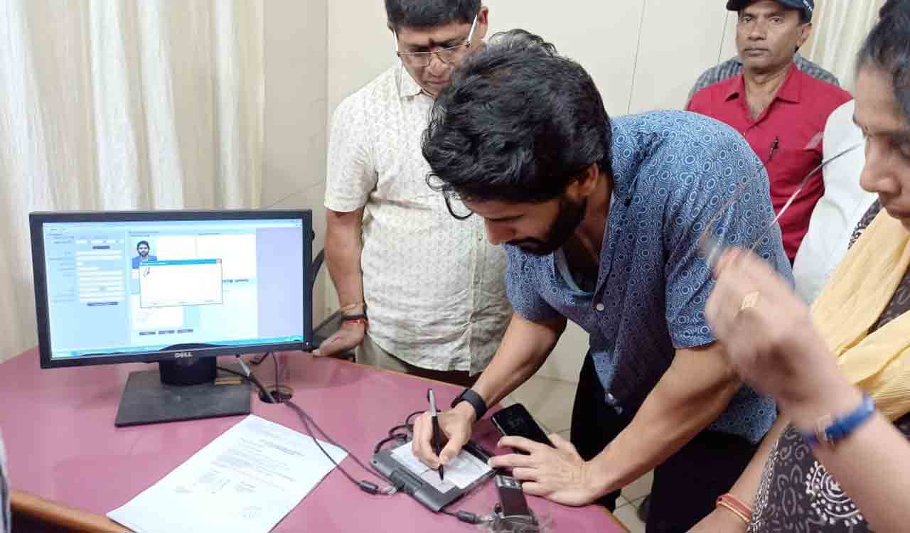 Hyderabad: Actor Naga Chaitanya spotted at RTA