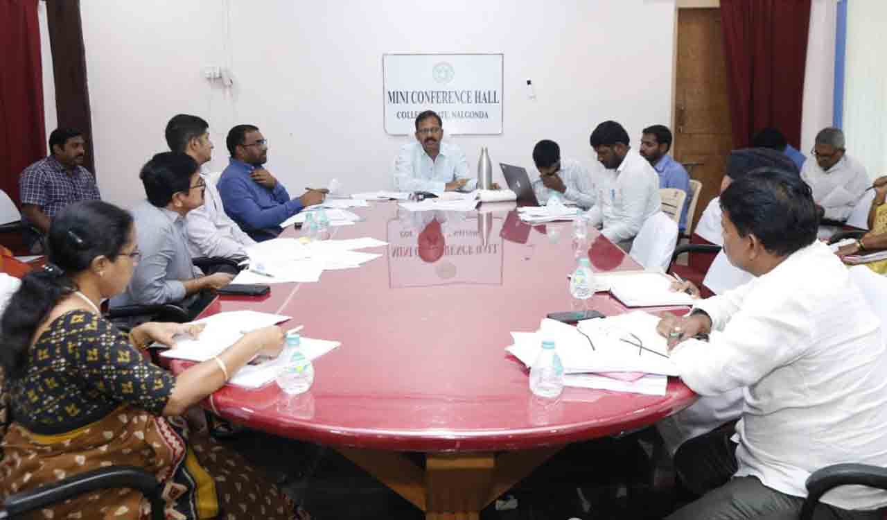 Nalgonda Collector instructs officials to develop layout at Chinthapally for Shivannagudem oustees