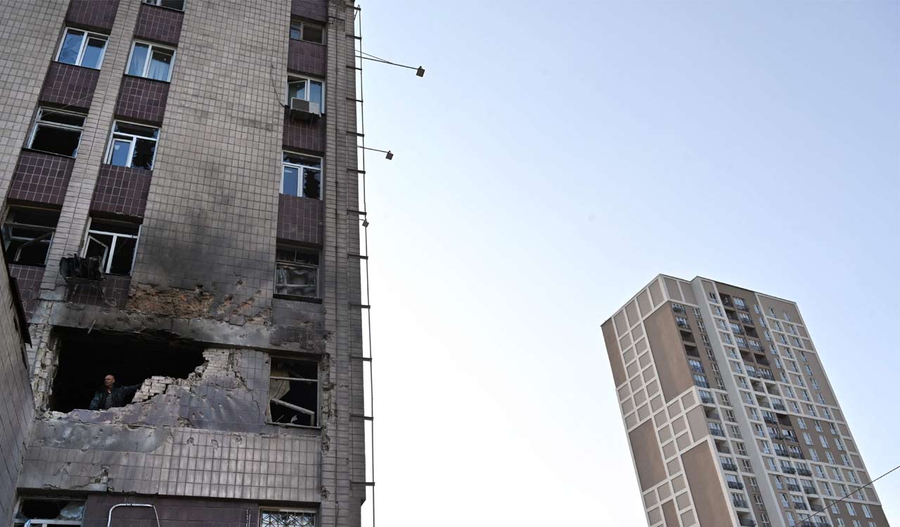 Russia launched ‘largest drone attack’ on Ukrainian capital before Kyiv Day; 1 killed
