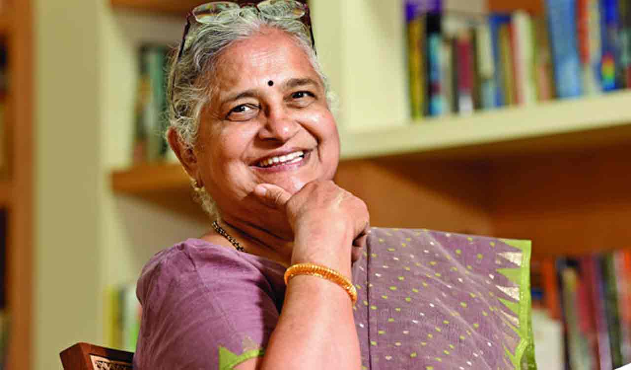 Netizens take a jibe at Sudha Murthy’s ‘simple’ stories; check out hilarious memes 