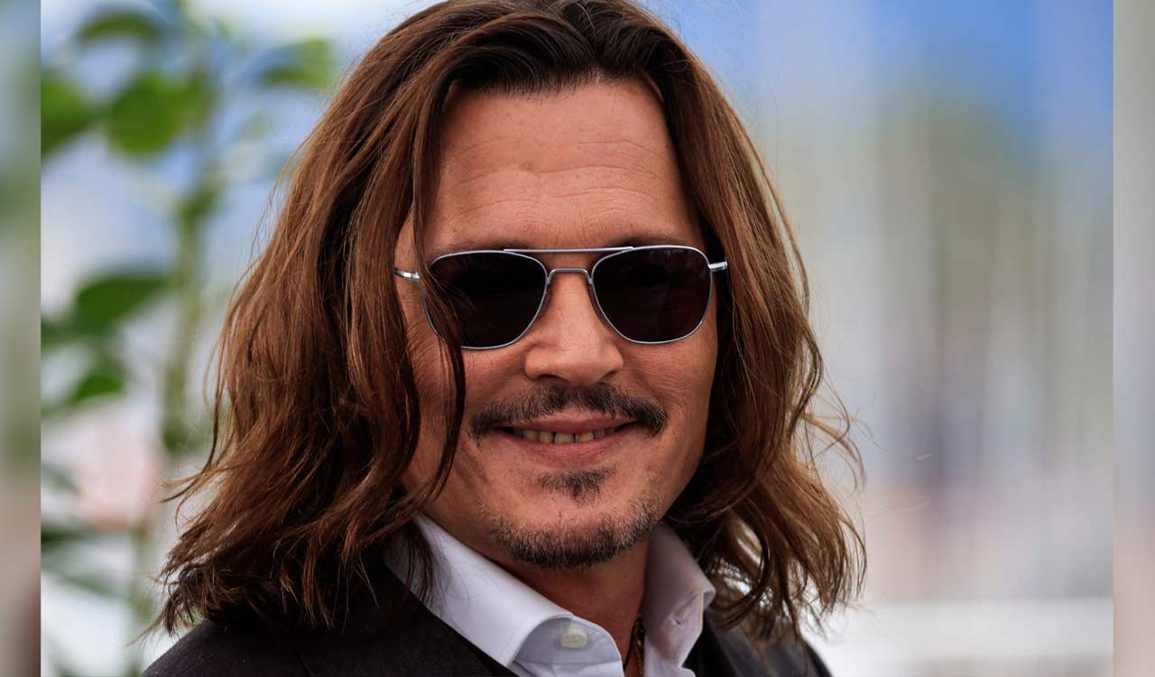 Johnny Depp Says Hes Proud Of His Rotting Teeth With Loads Of Cavities Telangana Today 