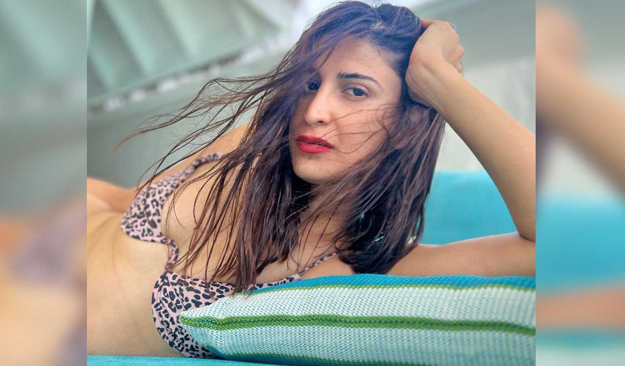 Watch: Aahana Kumra loses her cool after fan touches her