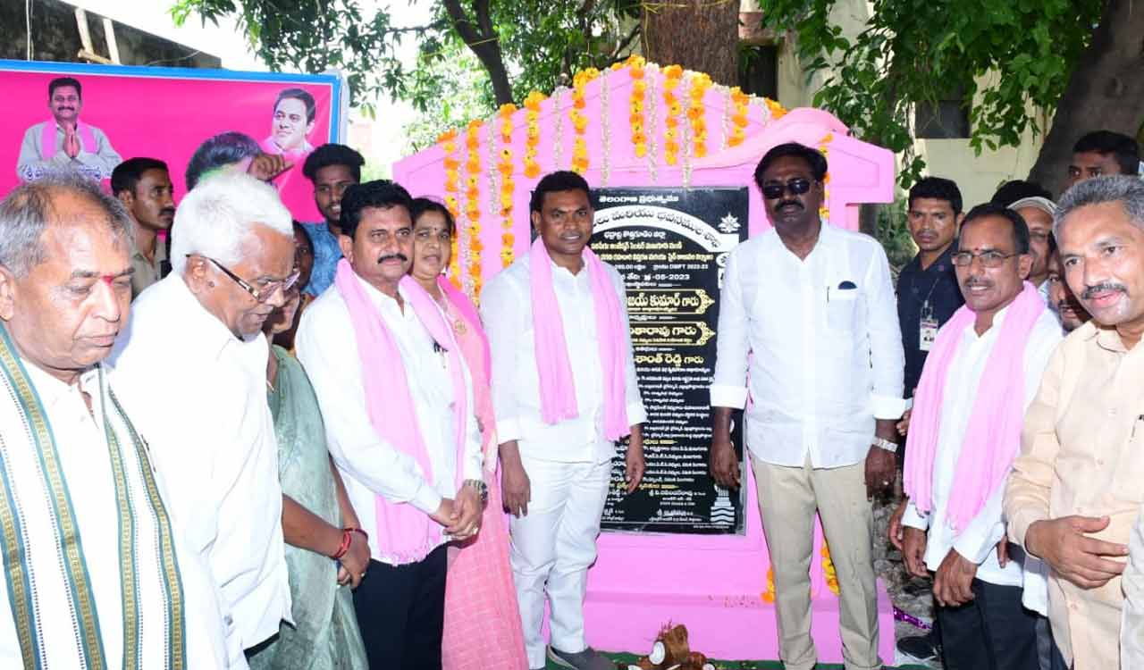 Stand by the BRS government, Puvvada appeals to public