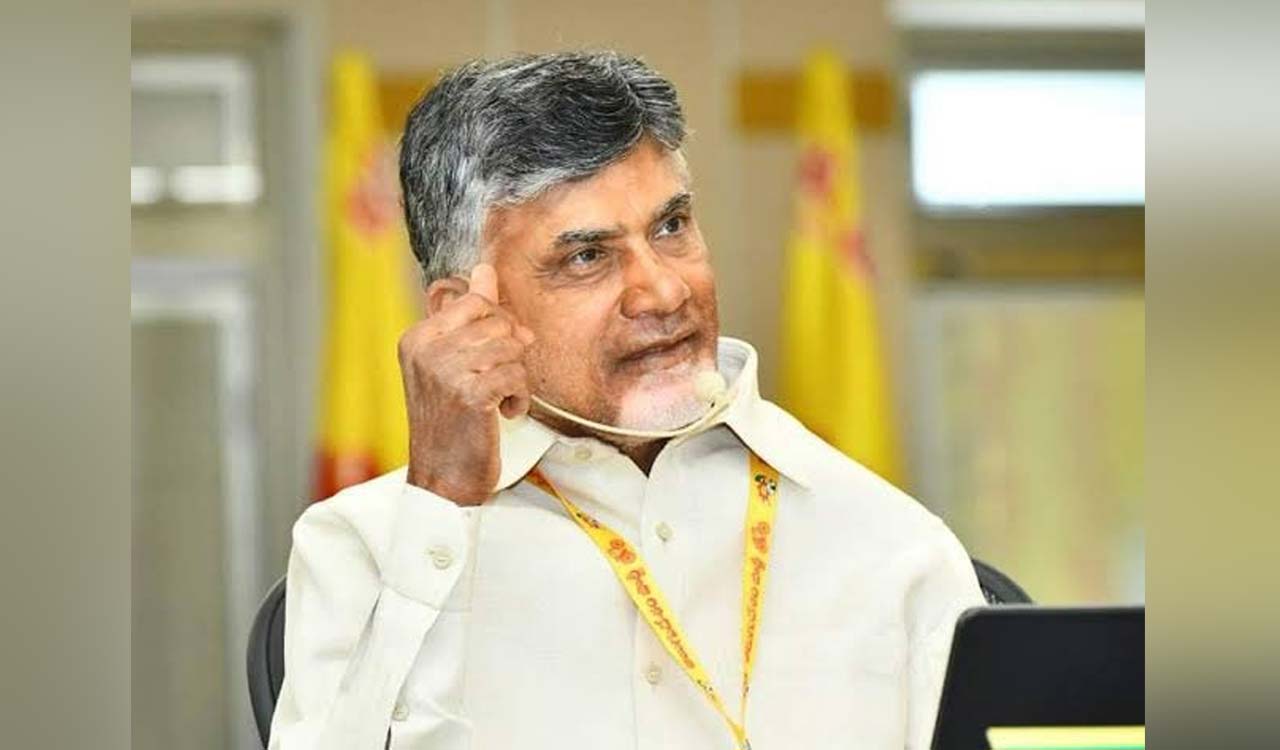 YSRCP MLAs, MPs have 408 criminal cases, says Chandrababu