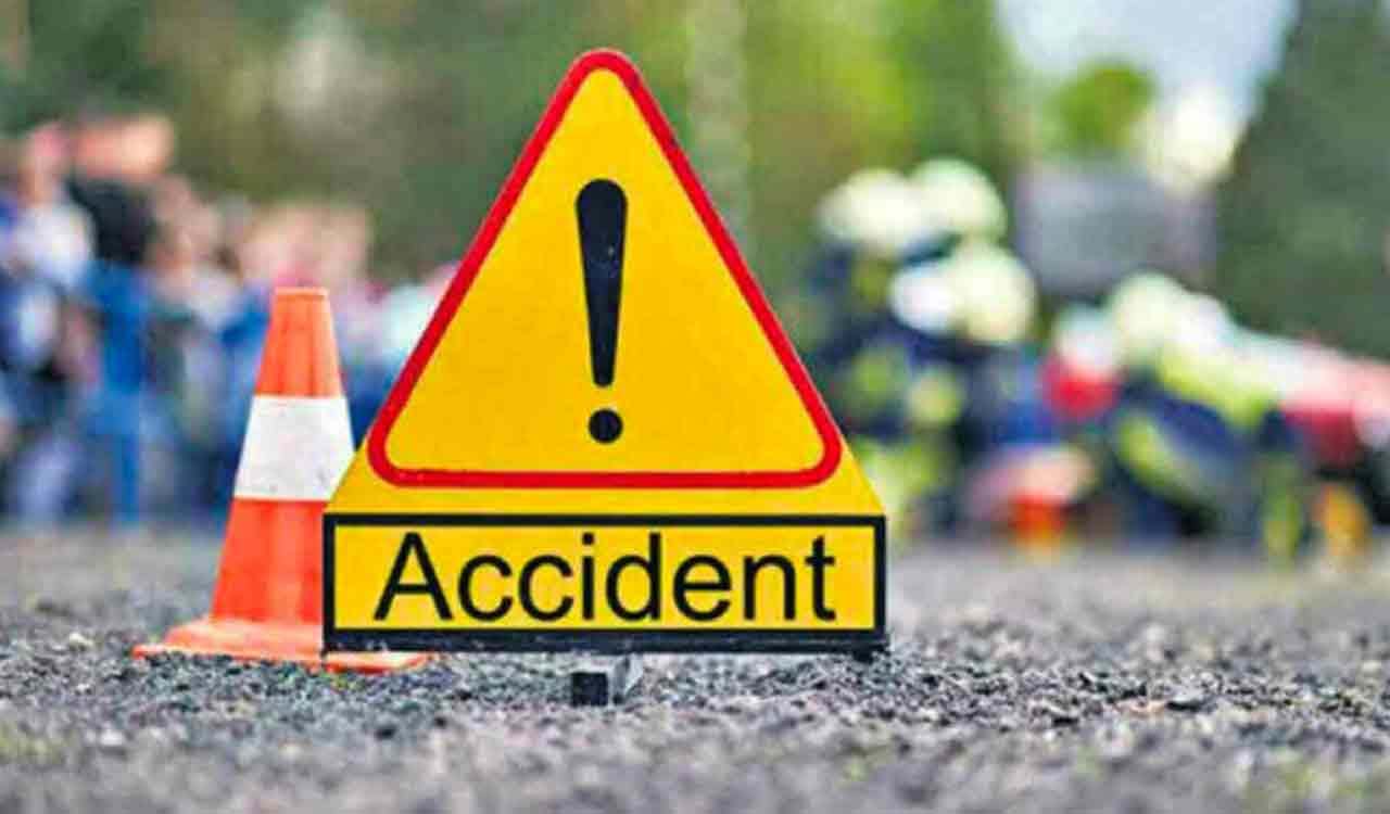 Six women labourers from Nalgonda killed in road accident in Andhra Pradesh