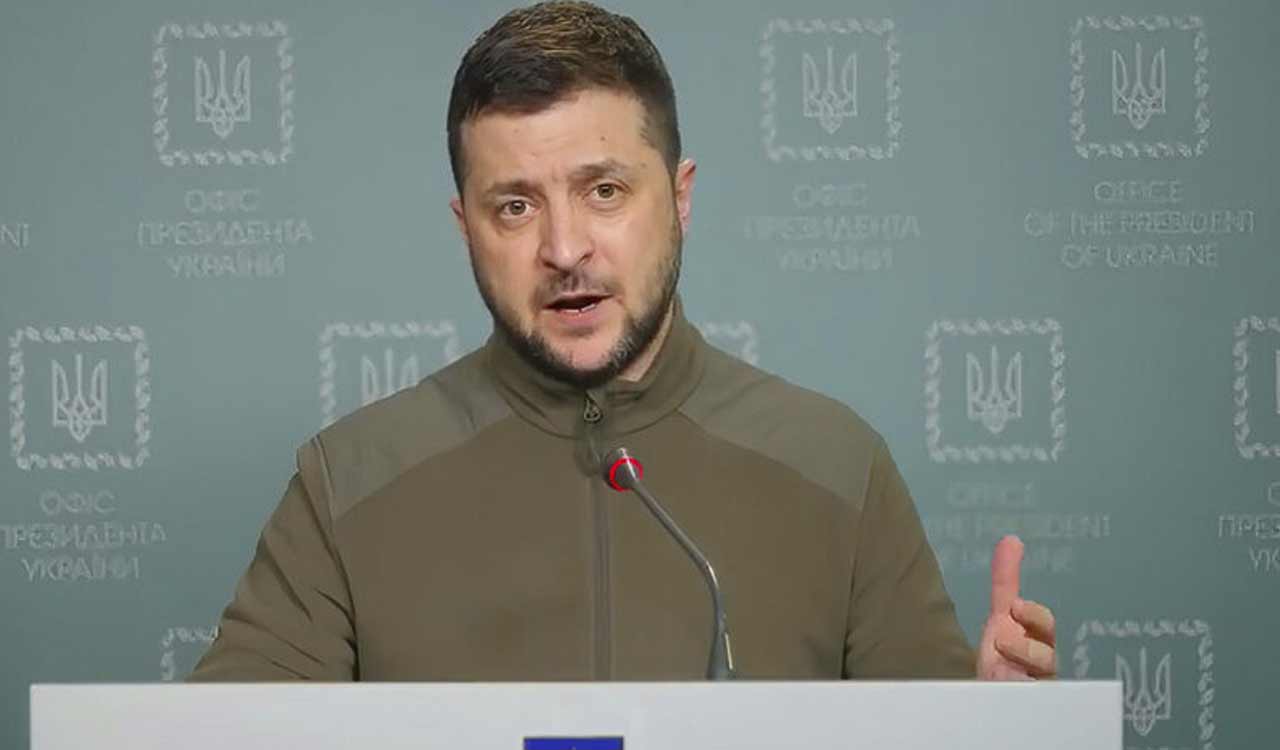 Ukrainian president says counter offensive does not aim to attack Russian territory