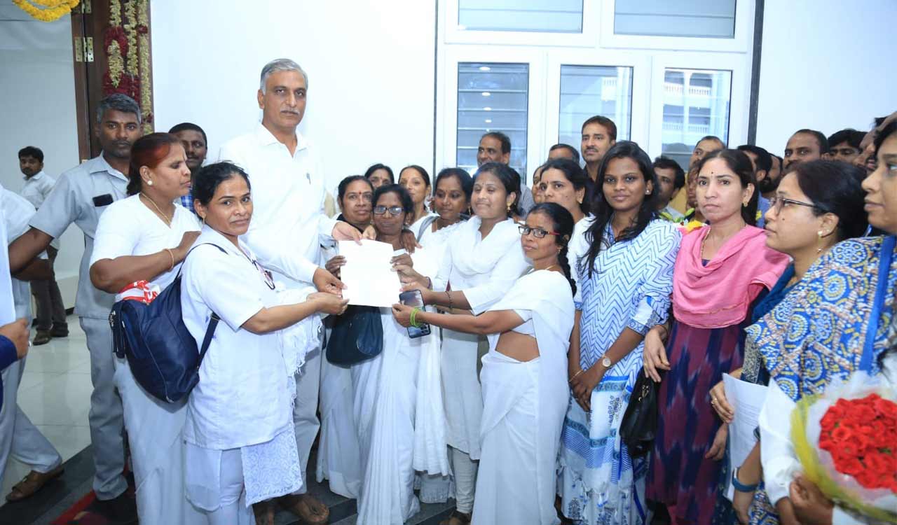 Telangana: 1331 contract workers in Health department regularized