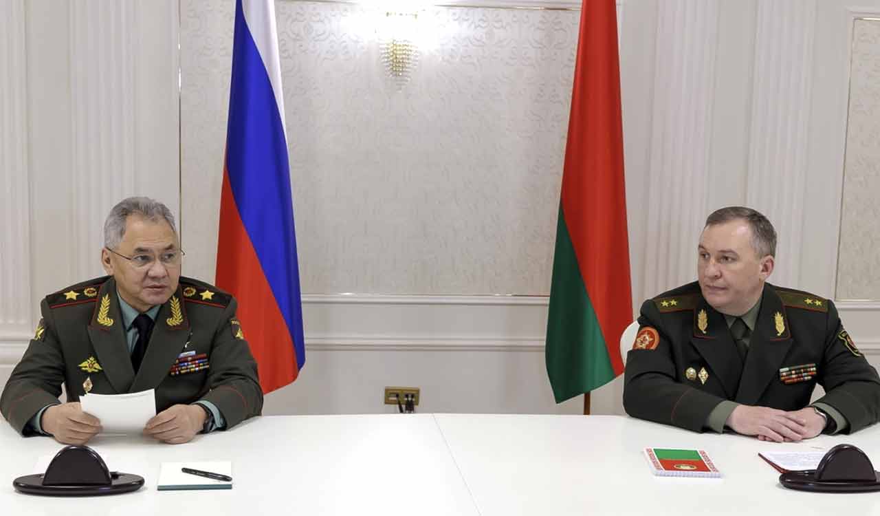 Russia signs deal to deploy tactical nuclear weapons in Belarus