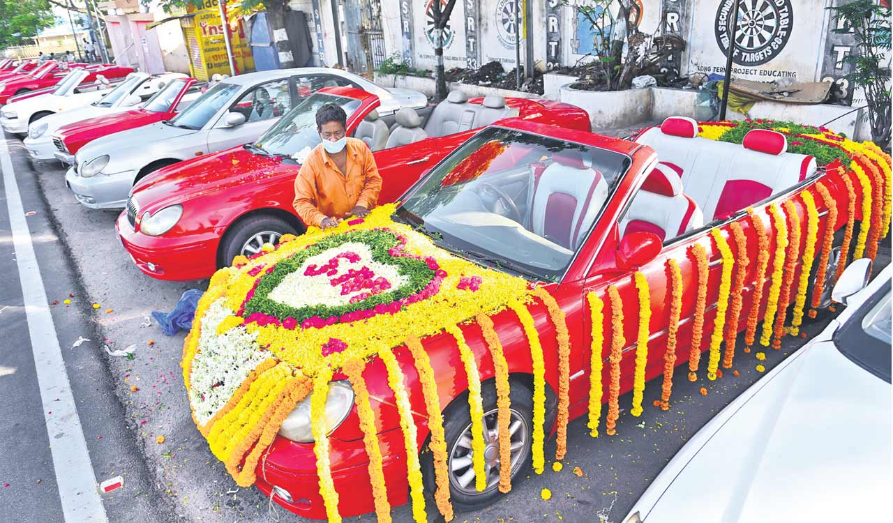 Demand for retro open-top cars fading away